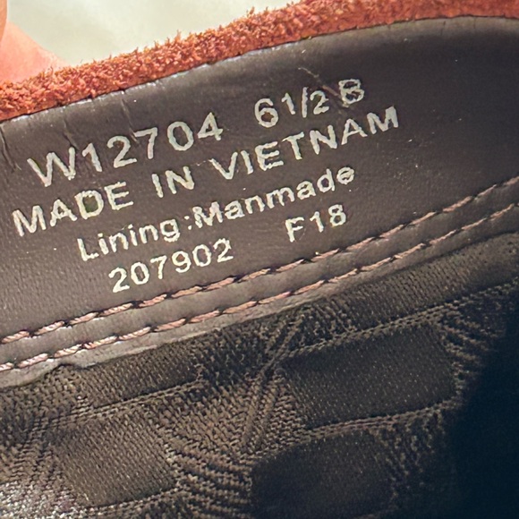 Cole Haan Riona Grand suede leather back zip bootie 6.5 - Picture 6 of 6